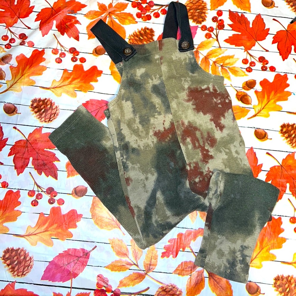 Unisex jumper / romper camouflage